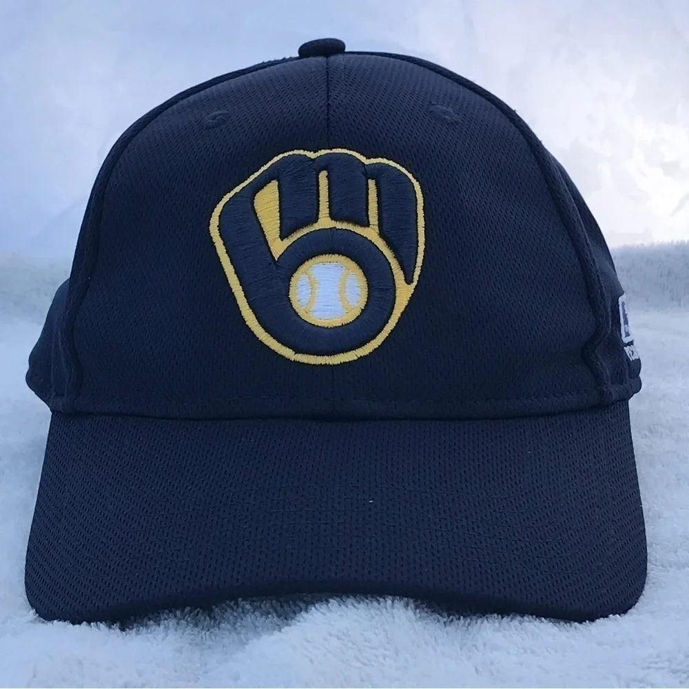 OC Sports - MLB Milwaukee Brewers Adjustable Baseball Cap